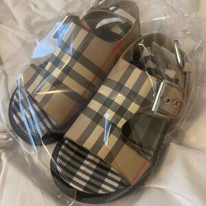 Burberry Kid's Bertha Vintage Check Buckle Sandals